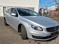 Gebraucht Volvo V60 190 PS (139 kW) 2018 Silber Kombi