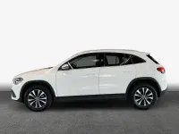 Gebraucht Mercedes GLA200 Style 163 PS (119 kW) 2022 Weiß SUV