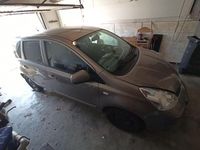 Gebraucht Nissan Note Acenta 88 PS (64 kW) 2010 Silber Kleinwagen