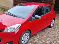 Gebraucht Toyota Yaris 69 PS (50 kW) 2012 Rot Kleinwagen
