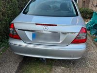 Gebraucht Mercedes E220 2007 Silber Limousine