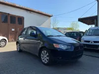 Begagnad Mitsubishi Colt 75 HK (55 kW) 2012 Blå Halvkombi
