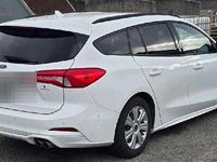 Usata Ford Focus ST 150 CV (110 kW) 2020 Bianco Station wagon