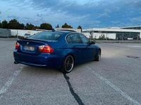 Second-hand BMW 330 231 CP (169 kW) 2006 Albastru Berlinǎ