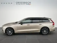 Używany Volvo V60 Plus 455 KM (334 kW) 2023 Bright dusk / metallic Kombi