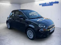 Neu Fiat 500e Red 86 kW (118 PS) 2025 Onyx black Cabrio
