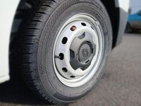 Ny Renault Trafic Komfort 150 HK (110 kW) 2025 Hvid MPV