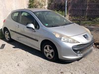 Gebraucht Peugeot 207 95 PS (69 kW) 2007 Silber Kleinwagen