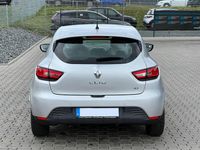Gebraucht Renault Clio IV Experience 90 PS (66 kW) 2015 Silber Kleinwagen
