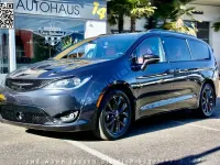 Gebraucht Chrysler Pacifica Limited 291 PS (214 kW) 2019 Maximum steel metallic Van / Kleinbus