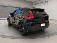 Neu Volvo XC40 Plus 163 PS (119 kW) 2025 Schwarz SUV