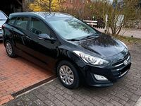 Gebraucht Hyundai i30 110 PS (80 kW) 2015 Schwarz Kombi