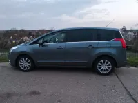 Gebraucht Peugeot 5008 Family 150 PS (110 kW) 2012 Grau Van / Kleinbus