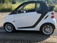 Gebraucht Smart ForTwo Cabrio 84 PS (61 kW) 2015 Weiß Cabrio
