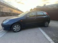 Gebraucht Ford Focus 101 PS (74 kW) 2004 Blau Limousine