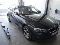 Gebraucht BMW 320 Advantage 190 PS (139 kW) 2017 Schwarz Kombi