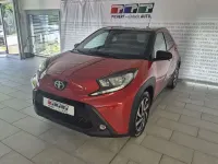 Gebraucht Toyota Aygo X Basis 72 PS (52 kW) 2025 Rot SUV