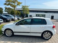 Gebraucht VW Golf VI 105 PS (77 kW) 2012 Weiß Kleinwagen