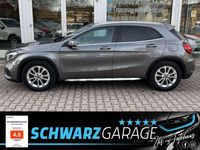 Gebraucht Mercedes GLA200 Style 156 PS (114 kW) 2020 Grau SUV