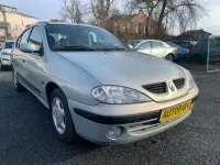 Gebraucht Renault Mégane II 95 PS (69 kW) 2002 Beige Limousine