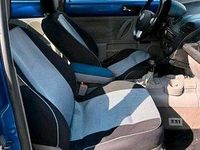 Second-hand VW Beetle 2002 Albastru Hatchback