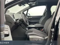 Gebraucht BMW 223 Active Tourer M Sport 218 PS (160 kW) 2025 Saphirschwarz metallic Van / Kleinbus