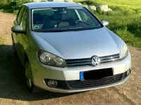Gebraucht VW Golf VI Team 105 PS (77 kW) 2010 Silber Kleinwagen