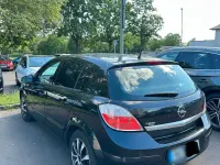 Usata Opel Astra 90 CV (66 kW) 2005 Nero Station wagon