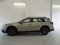 Gebraucht Subaru Outback 175 PS (128 kW) 2015 Gold Kombi