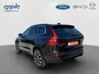 Gebraucht Volvo XC60 Core 145 PS (106 kW) 2023 SUV