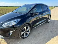 Gebraucht Ford Fiesta Active 101 PS (74 kW) 2018 Schwarz Kleinwagen