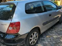 Käytetty Honda Civic 110 HP (80 kW) 2001 Hopea Sedan