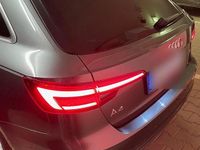 Gebraucht Audi A4 Sport 150 PS (110 kW) 2017 Grau Kombi