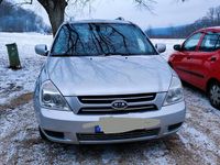 Gebraucht Kia Carnival 185 PS (136 kW) 2006 Silber Van / Kleinbus