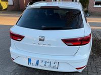 Gebraucht Seat Leon XCELLENCE 150 PS (110 kW) 2019 Weiß Limousine