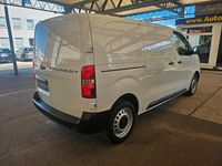 Gebraucht Peugeot Expert 177 PS (130 kW) 2024 Weiß Van