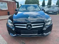 Gebraucht Mercedes C220 Avantgarde 170 PS (125 kW) 2016 Schwarz Limousine