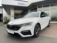 Gebraucht Skoda Octavia RS 200 PS (147 kW) 2023 Candyweiss Kombi