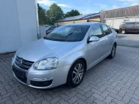 Gebraucht VW Jetta Sportline 150 PS (110 kW) 2007 Silber Limousine