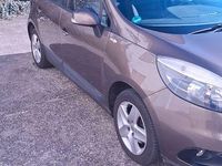 Gebraucht Renault Scénic III Dynamique 110 PS (80 kW) 2013 Braun Van / Kleinbus