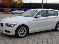 Gebraucht BMW 114 Advantage 102 PS (75 kW) 2012 Weiß Kleinwagen
