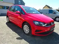 Gebraucht VW Golf Sportsvan Trendline 110 PS (80 kW) 2018 Tornadorot Van / Kleinbus