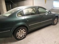 Gebraucht VW Passat 115 PS (84 kW) 2004 Grün Limousine