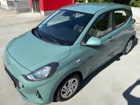 Gebraucht Hyundai i10 Select 67 PS (49 kW) 2022 Grün Kleinwagen