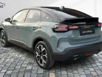 Neu Citroën C4 131 PS (96 kW) 2025 Grün / manhattangrün SUV