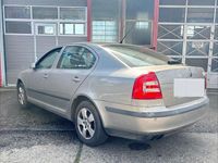 Gebraucht Skoda Octavia Ambiente 160 PS (117 kW) 2008 Braun Limousine