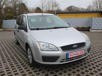 Gebraucht Ford Focus Ambiente 90 PS (66 kW) 2006 Silber Kombi