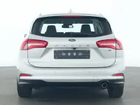 Gebraucht Ford Focus Titanium 125 PS (91 kW) 2021 Silber Kombi