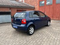 Gebraucht VW Polo Basis 64 PS (47 kW) 2005 Blau Kleinwagen