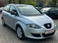 Używany Seat Altea 105 KM (77 kW) 2008 Srebrny Minivan